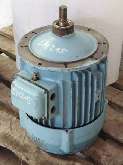 Three-phase servo motor BALKANCAR, ZTE KGI 2612 - 30/6 ( KGI2612-30/6 ) Wellendurchmesser: Ø 30 mm 2 Geschwindigkeiten! photo on Industry-Pilot